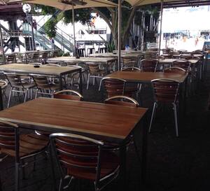 Pontoon Bar Bars In Darling Harbour Sydney